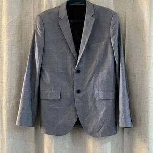 H&M Men’s 2 Button Sport Coat, 40R, Light Blue. Fully lined.
